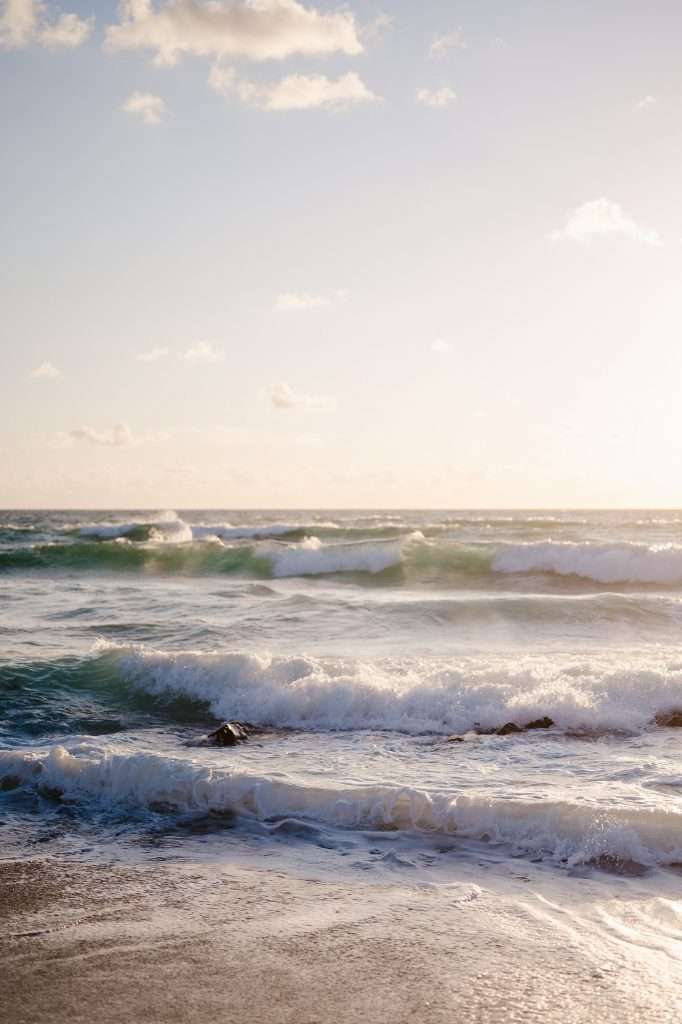 Engagement Photoshoot at Little Fistral | Newquay | Cornwall Wedding Photographer