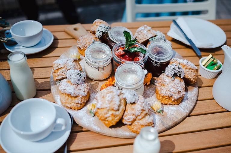 Wedding day scones? The perfect treat for any micro wedding - Intimate weddings 