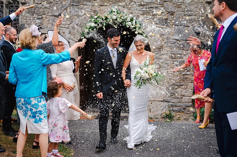 Wedding confetti outside the church - The 5 Wedding Planning Apps 