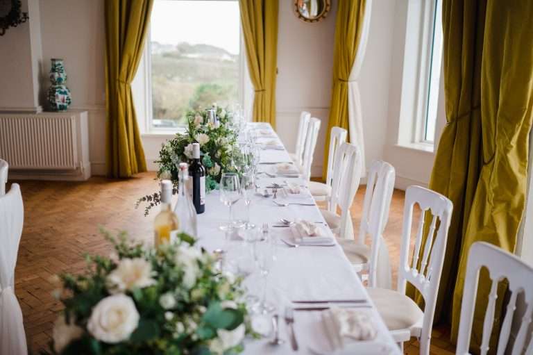 Wedding Table Decor - The Story Behind Wedding Favours: A Timeless Tradition