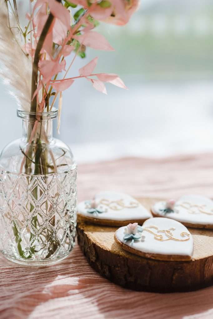 Heart Shaped Wedding Cookies - Mouth-watering Cake: The Ultimate Guide to Choosing and Booking the Perfect Wedding Cake