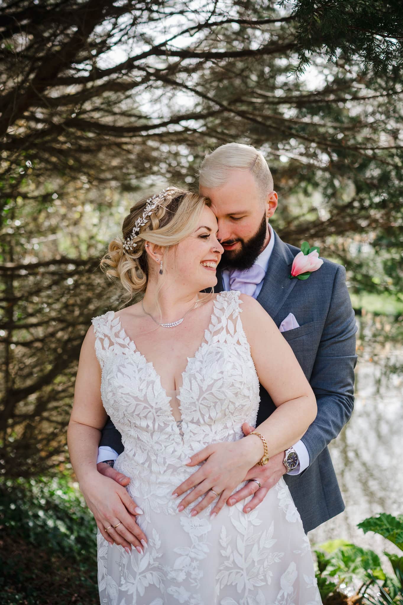 Couple portraits during a sunny Spring Wedding at Chycara