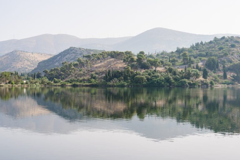 Your honeymoon is your next big adventure. So let's plan a trip that is amazing.